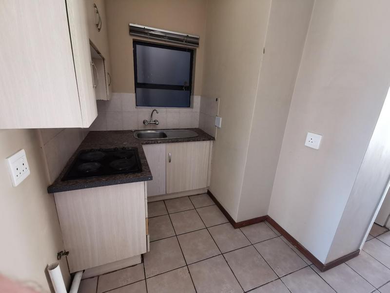 To Let 1 Bedroom Property for Rent in Die Bult North West